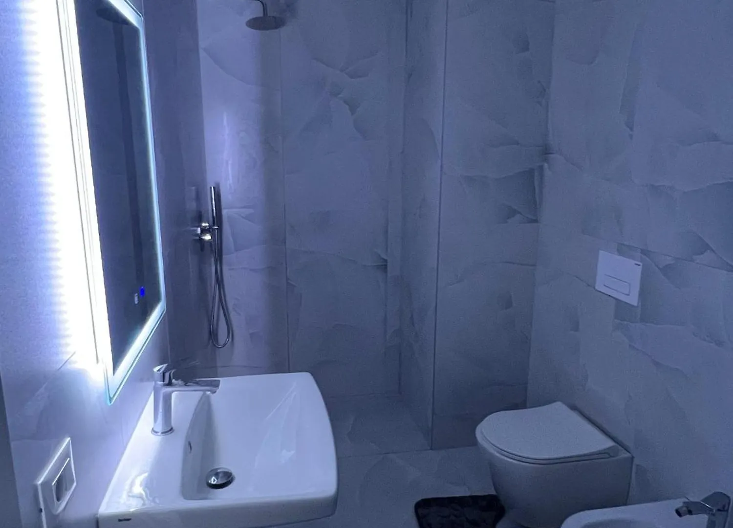 Richi'S Guest House II Tirana Apartament